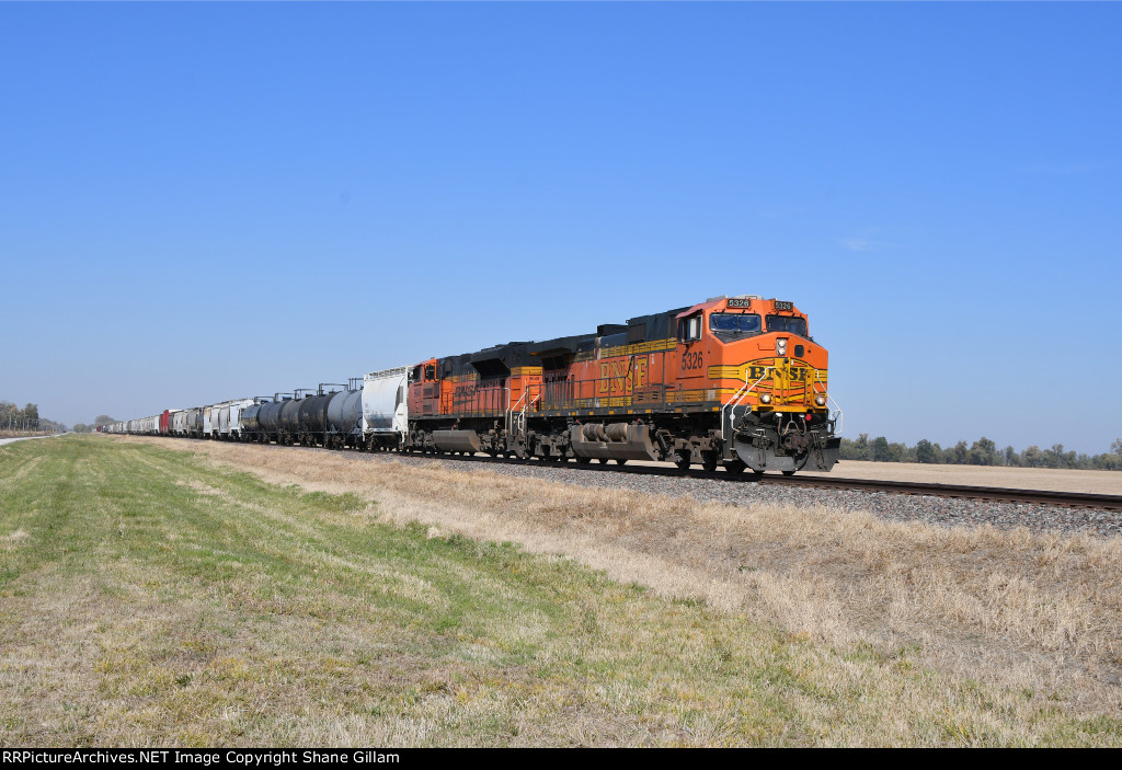 BNSF 5326